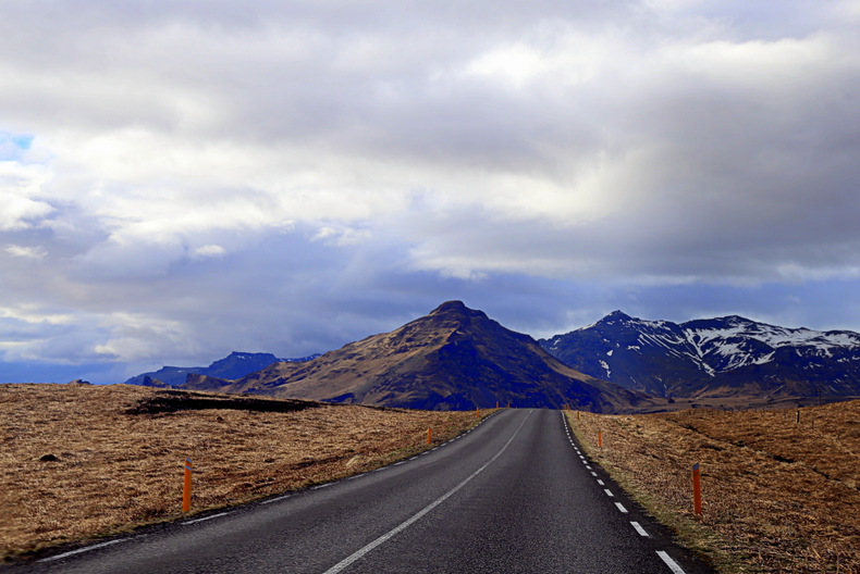 The Biggest Hazard of Taking a Roadtrip in Iceland | The Legendary ...