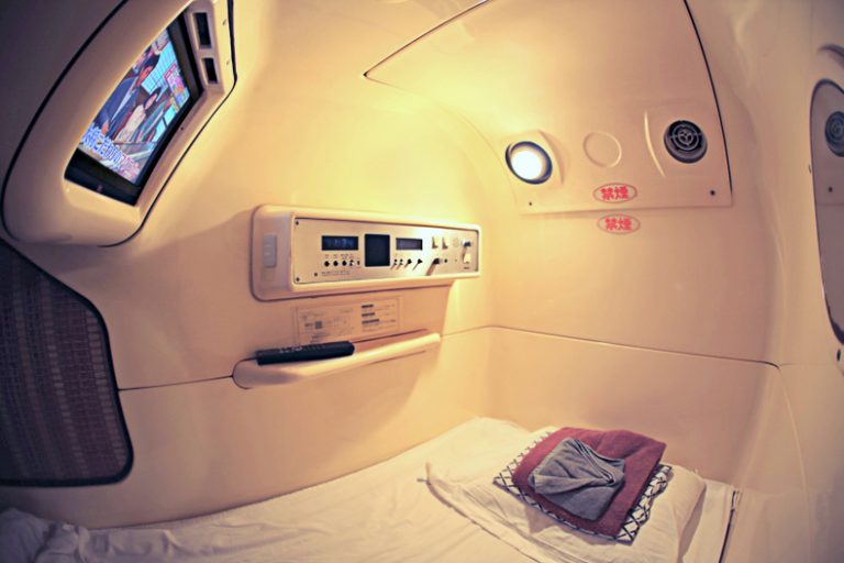 The Truth About Capsule Hotels In Japan The Legendary Adventures Of Anna